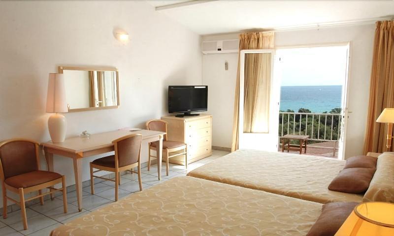 Hotel Residence San Pieru Tarcu エクステリア 写真