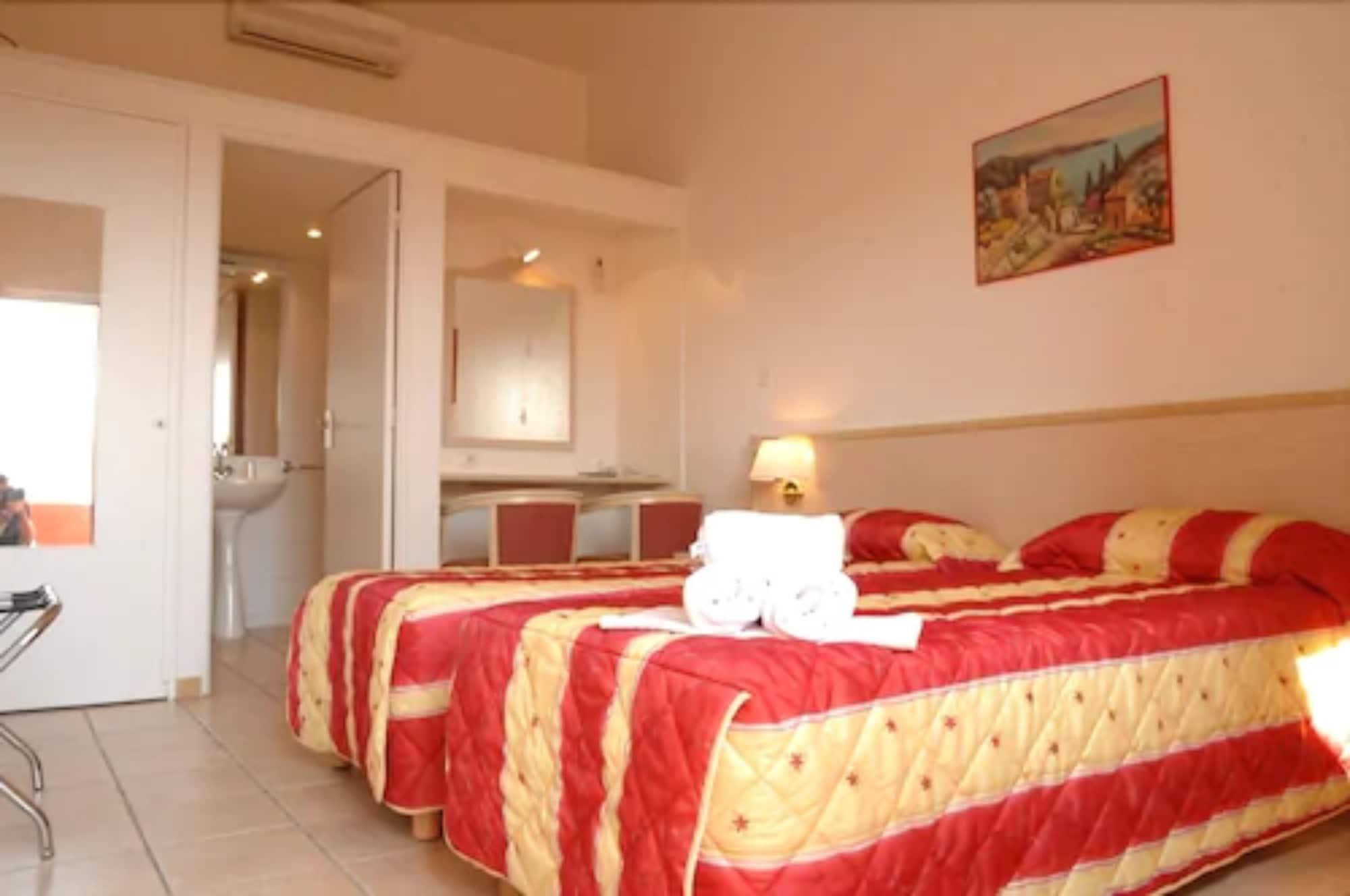 Hotel Residence San Pieru Tarcu エクステリア 写真