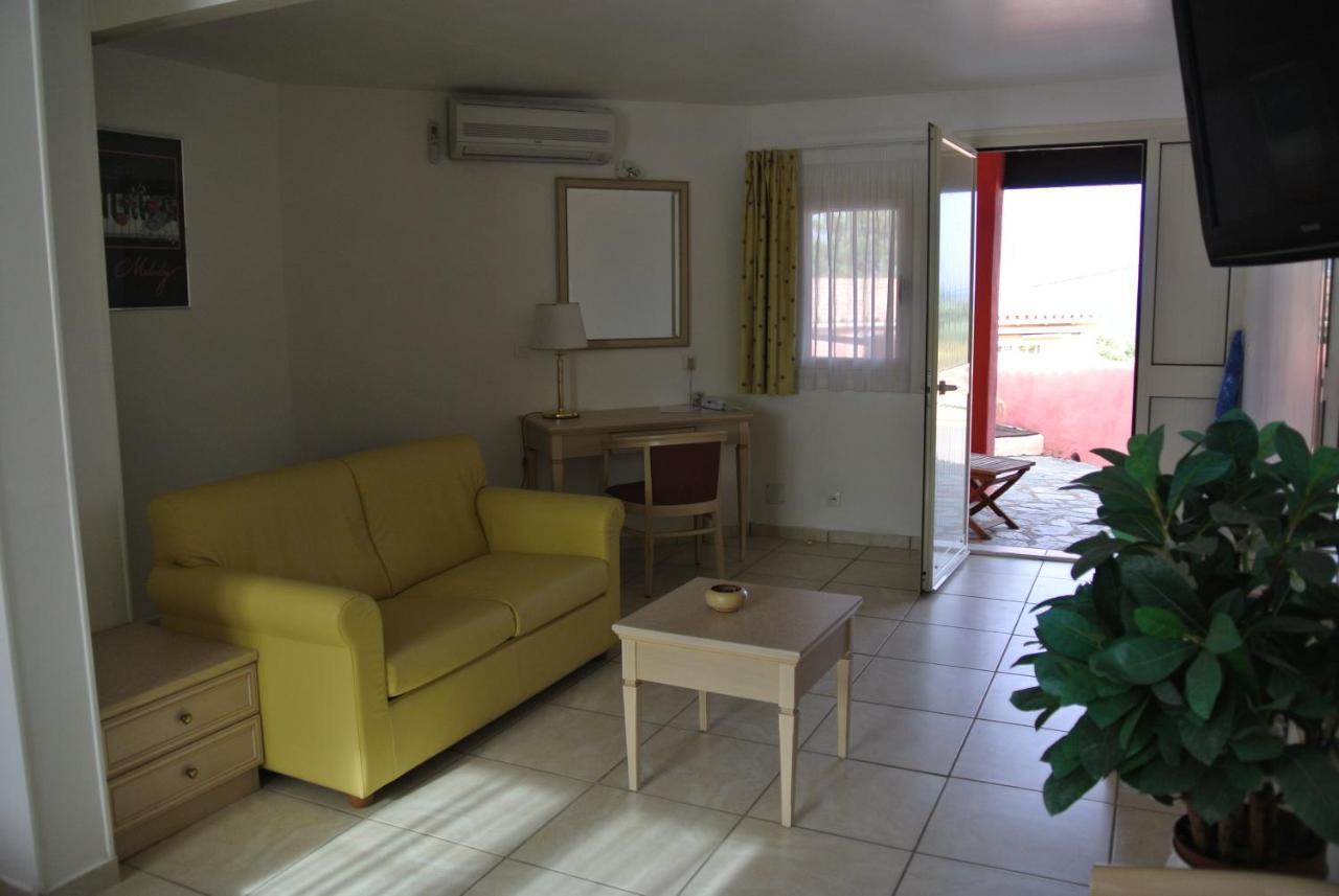 Hotel Residence San Pieru Tarcu エクステリア 写真
